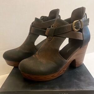 Pierre Dumas Buckle Clogs